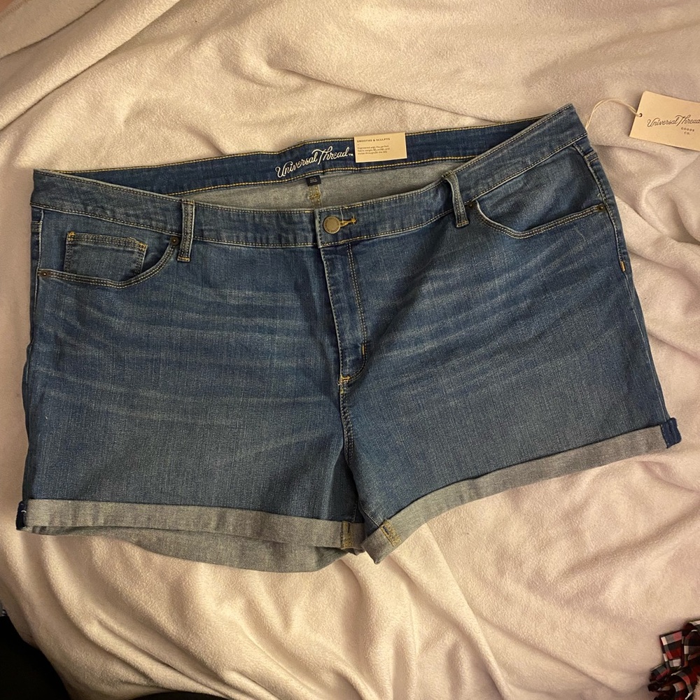 Brand new women’s denim shorts